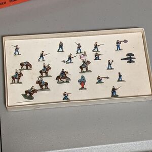 SA Sculptured models union troops miniatures' in O.B. collectibles #6003
